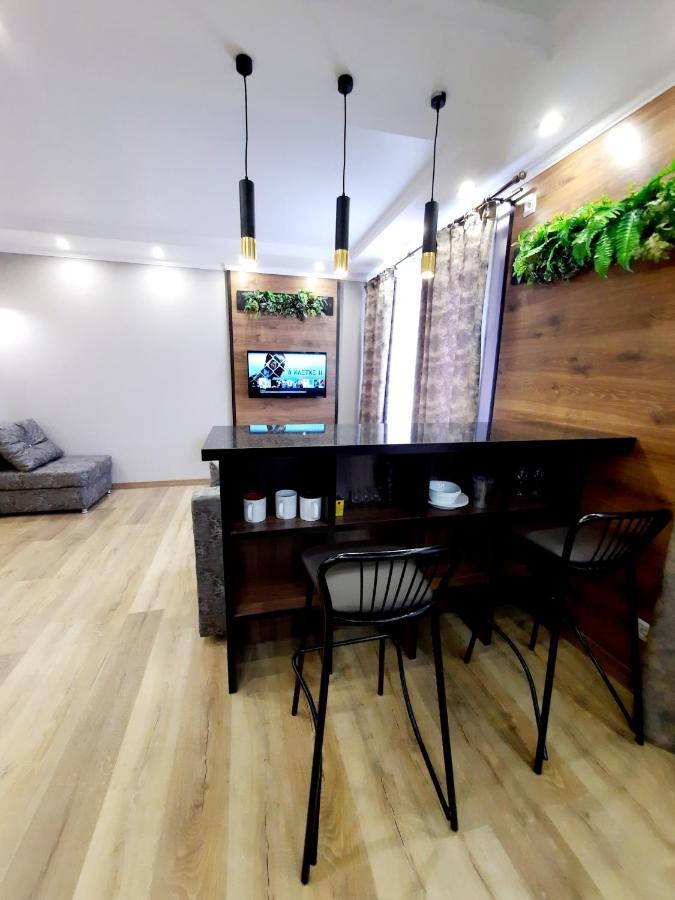 Исы Байзакова 133 Apartment Pavlodar Luaran gambar